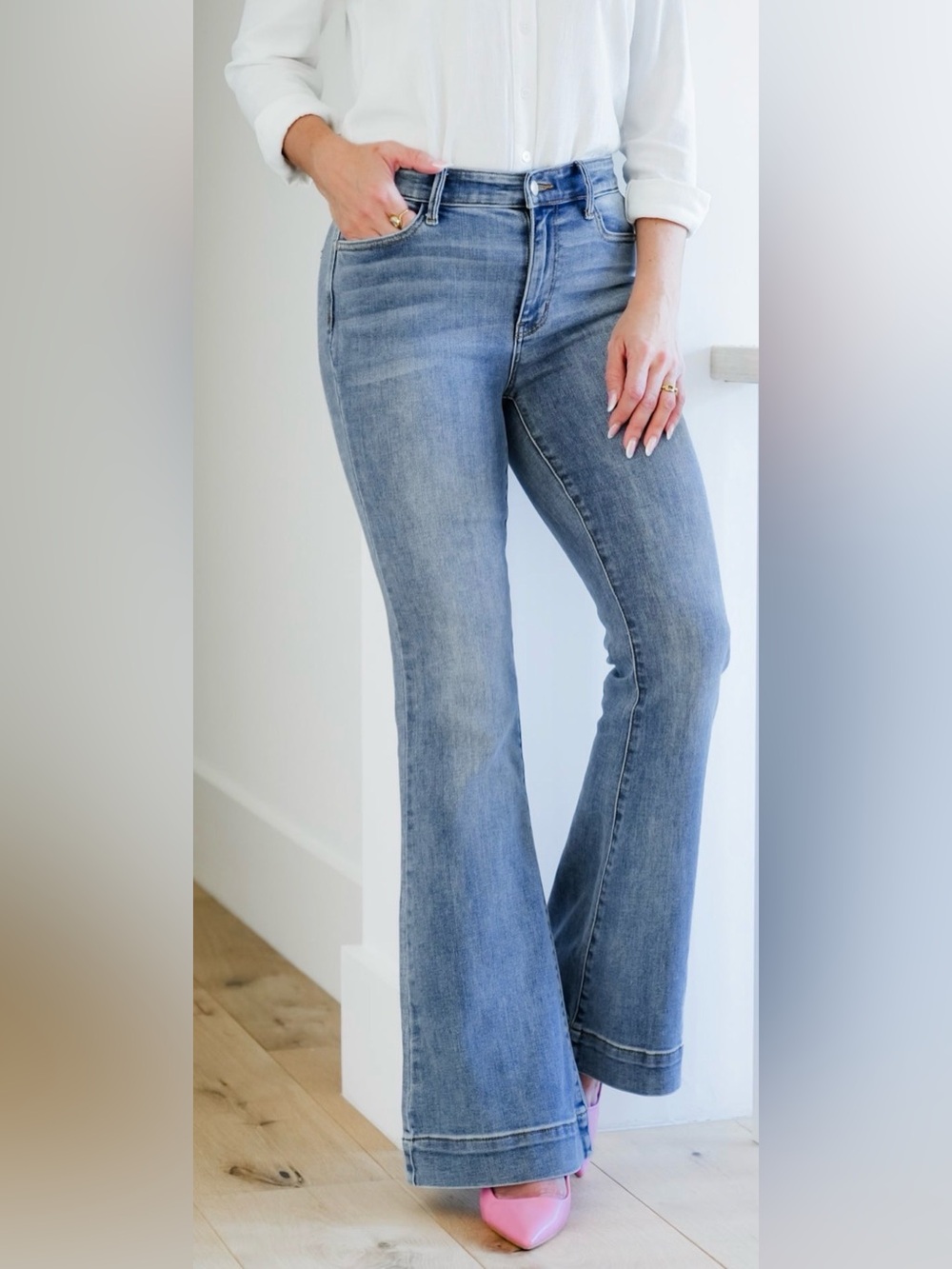 Judy Blue Trouser Flare Jeans Medium Wash Stretch Denim Size 11/30